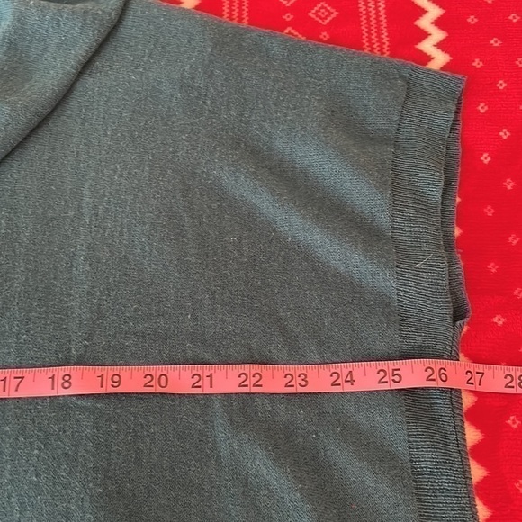 Kerisma Women’s teal blue sleeveless, oversized sweater size S/M Preloved - Picture 5 of 8